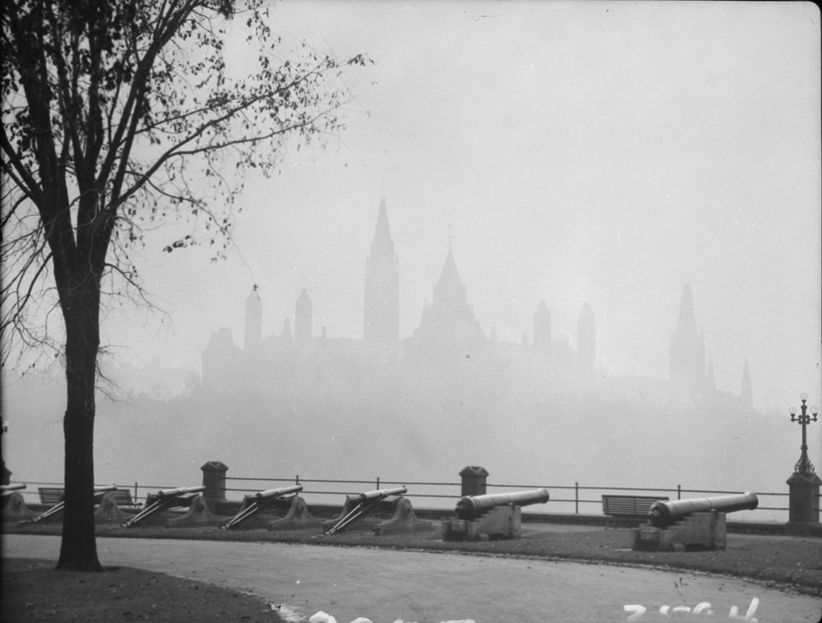 The unemployment crisis was of huge proportions. It was urgent to do something about it.