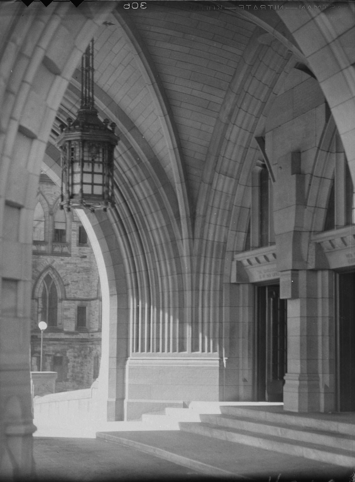 In the summer of 1934, the Members of the 17th Parliament, in its 5th Session, debated the Public Works Construction Bill. 