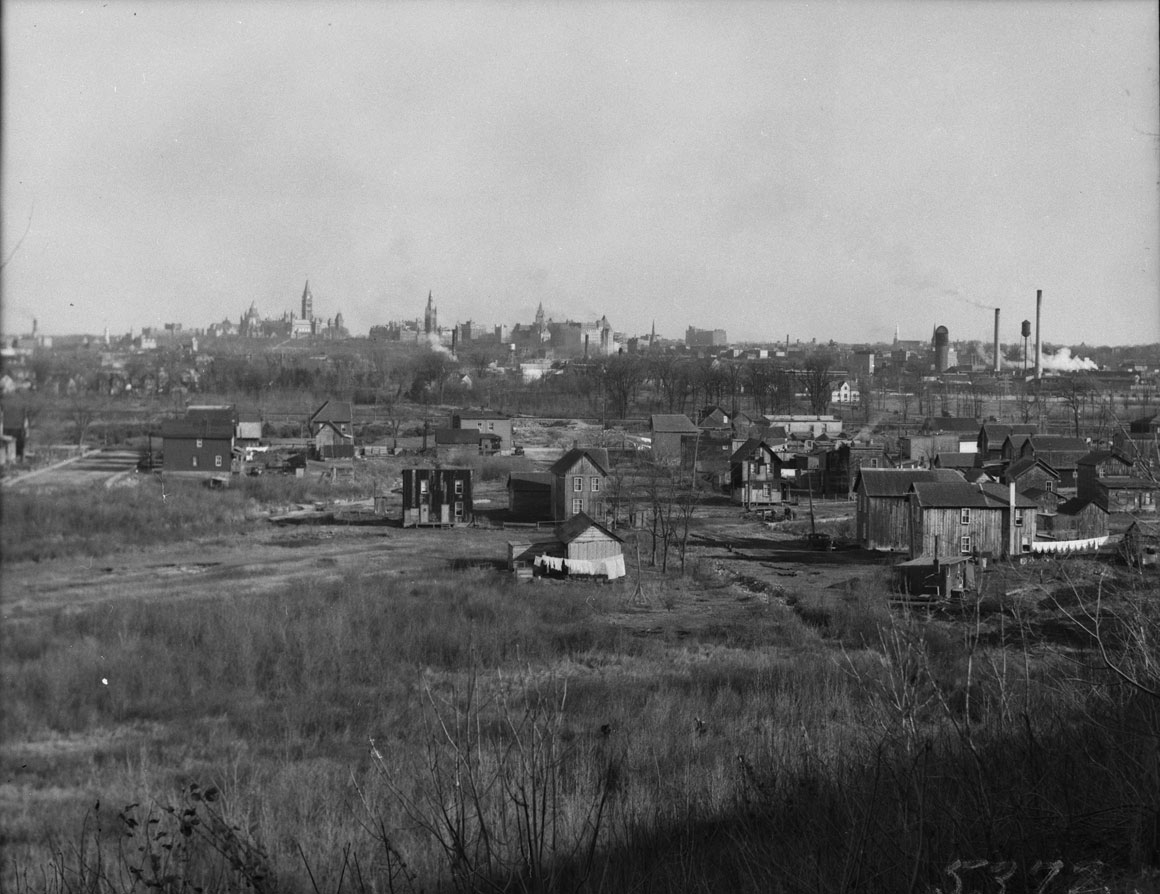 The unemployment crisis was of huge proportions. It was urgent to do something about it.